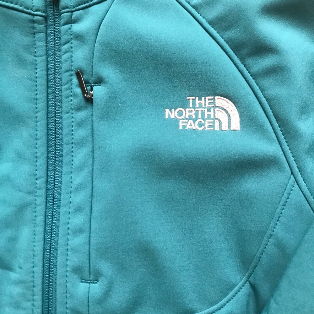 North Face Apex Bionic Softshell Jacket - image 2